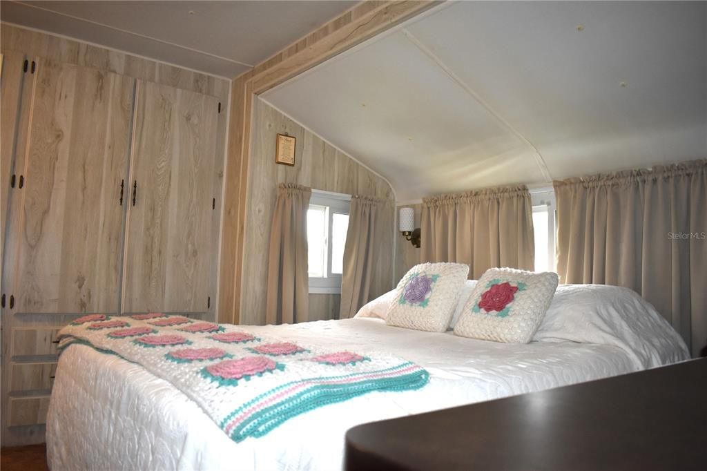 For Sale: $80,000 (1 beds, 1 baths, 540 Square Feet)