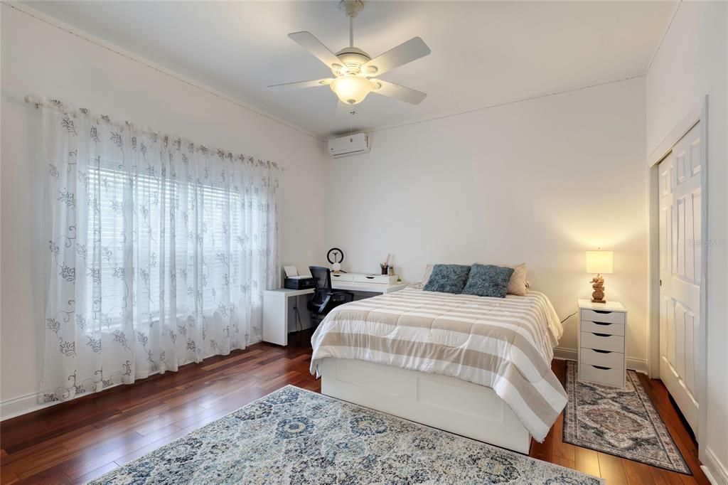 For Sale: $705,000 (4 beds, 3 baths, 2990 Square Feet)