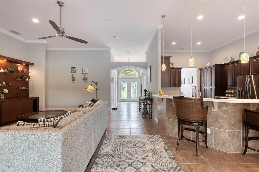 For Sale: $705,000 (4 beds, 3 baths, 2990 Square Feet)