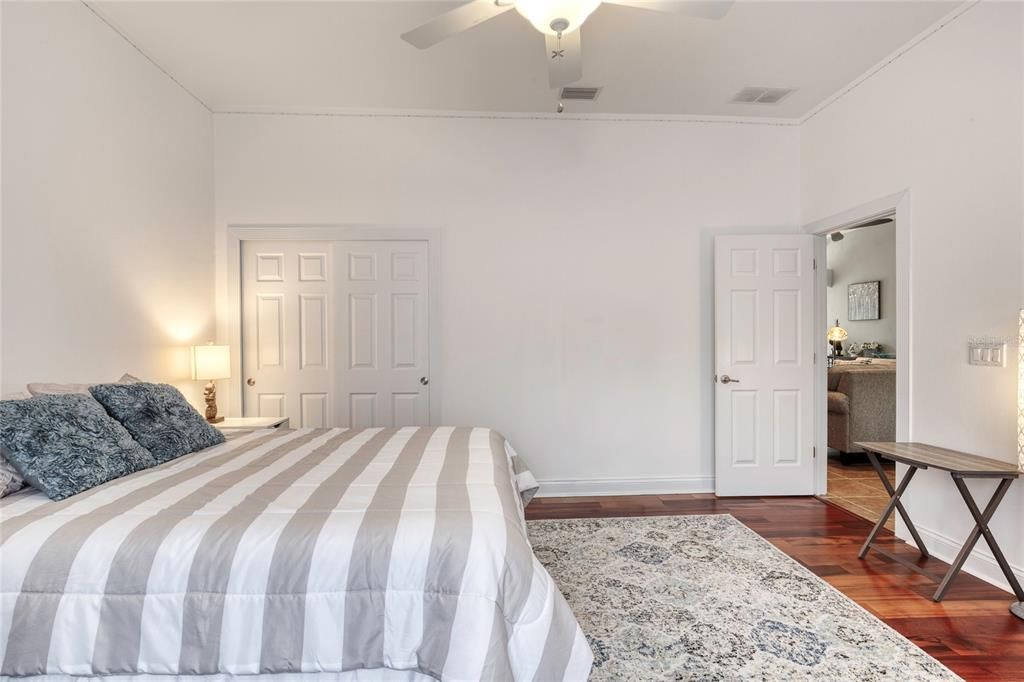 For Sale: $705,000 (4 beds, 3 baths, 2990 Square Feet)