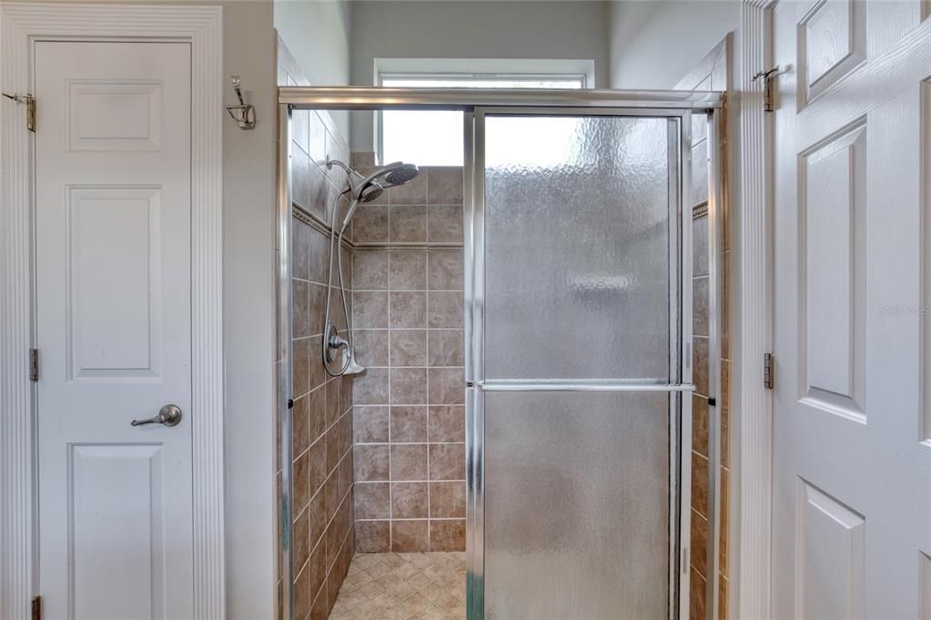 For Sale: $705,000 (4 beds, 3 baths, 2990 Square Feet)