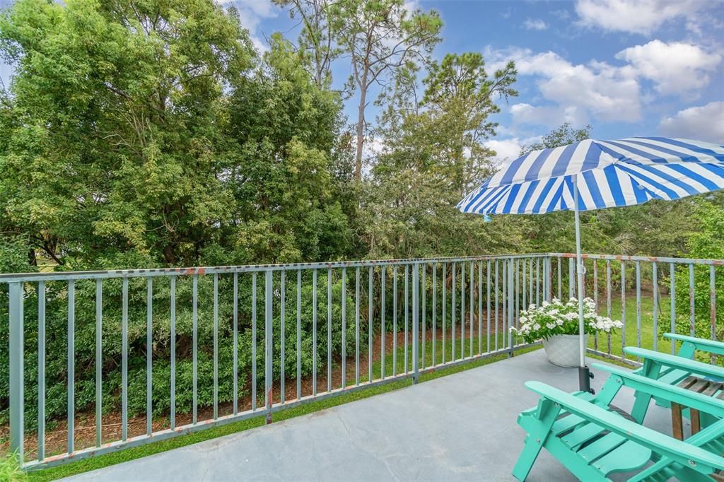 Active With Contract: $100,000 (2 beds, 2 baths, 930 Square Feet)