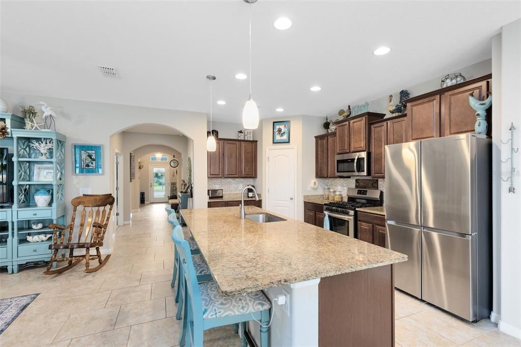 For Sale: $435,900 (4 beds, 3 baths, 2107 Square Feet)