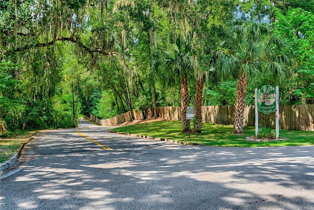 待售: $109,900 (1 贝兹, 1 浴室, 705 平方英尺)