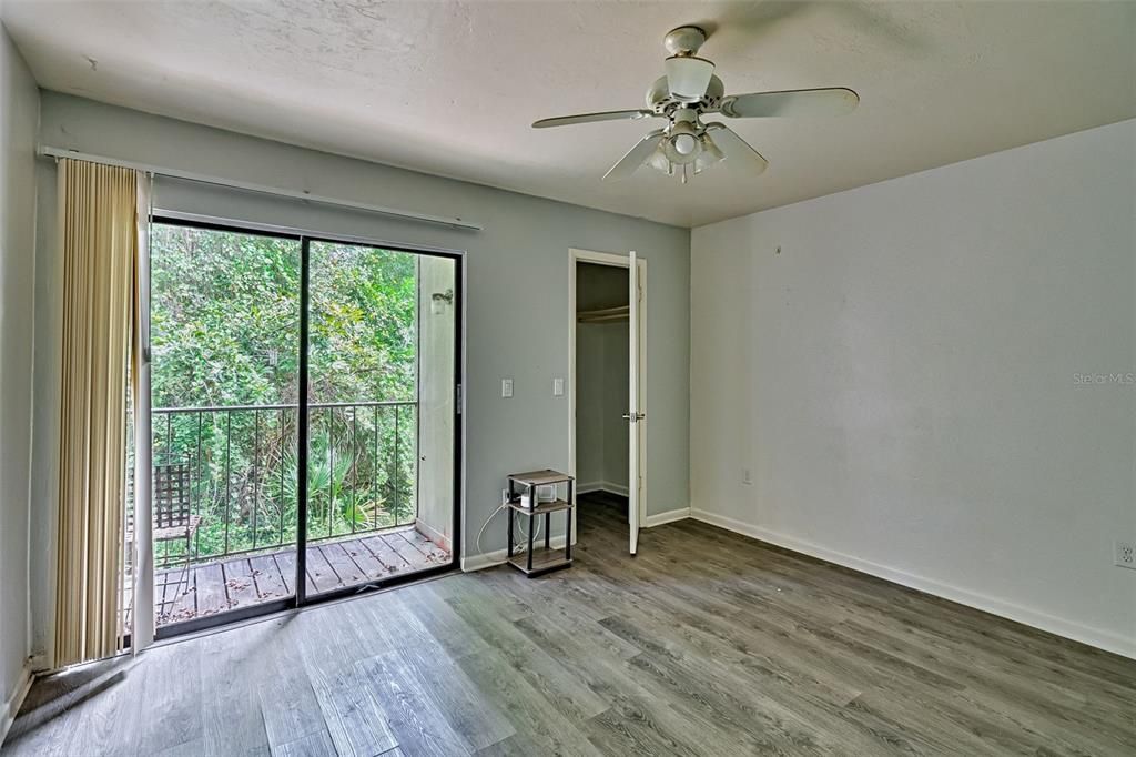 待售: $109,900 (1 贝兹, 1 浴室, 705 平方英尺)