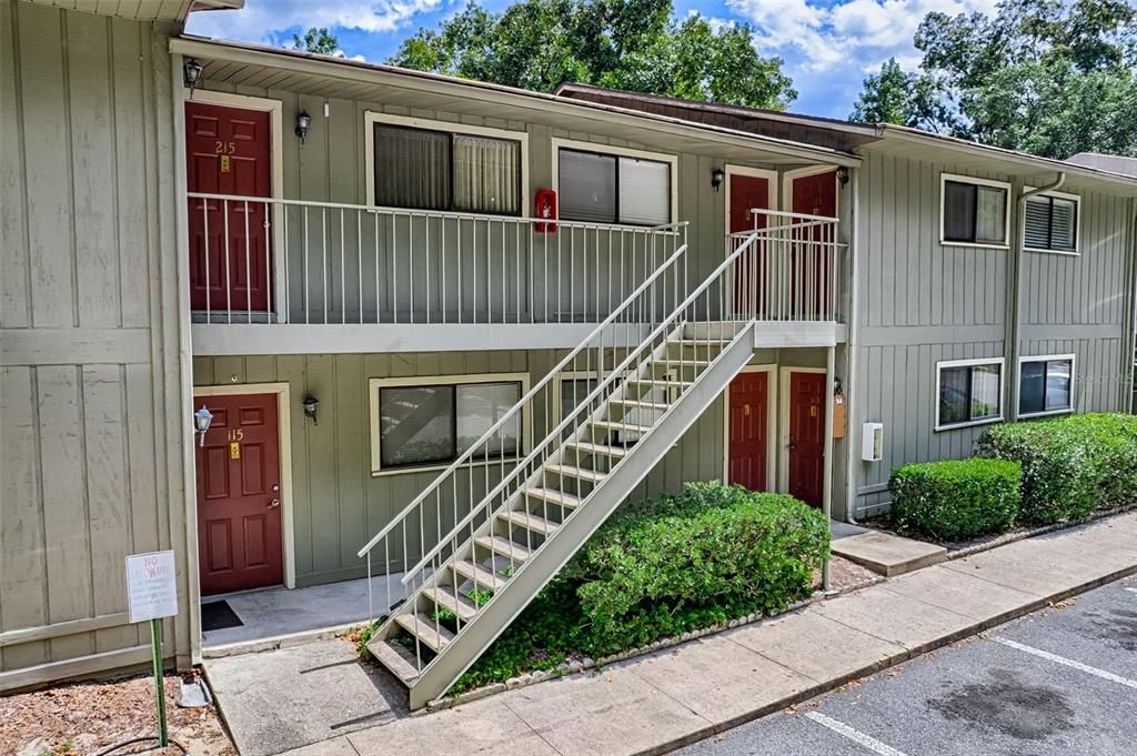 待售: $109,900 (1 贝兹, 1 浴室, 705 平方英尺)