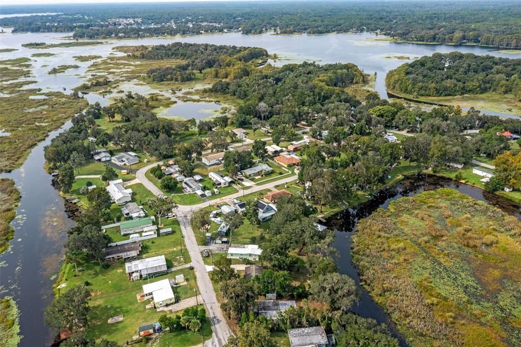 For Sale: $269,900 (3 beds, 2 baths, 1120 Square Feet)