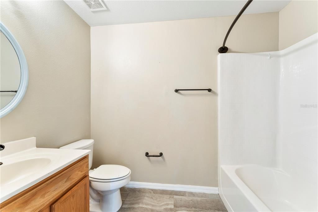 Active With Contract: $299,999 (3 beds, 2 baths, 1367 Square Feet)