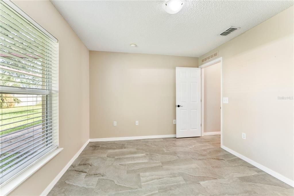 Active With Contract: $299,999 (3 beds, 2 baths, 1367 Square Feet)