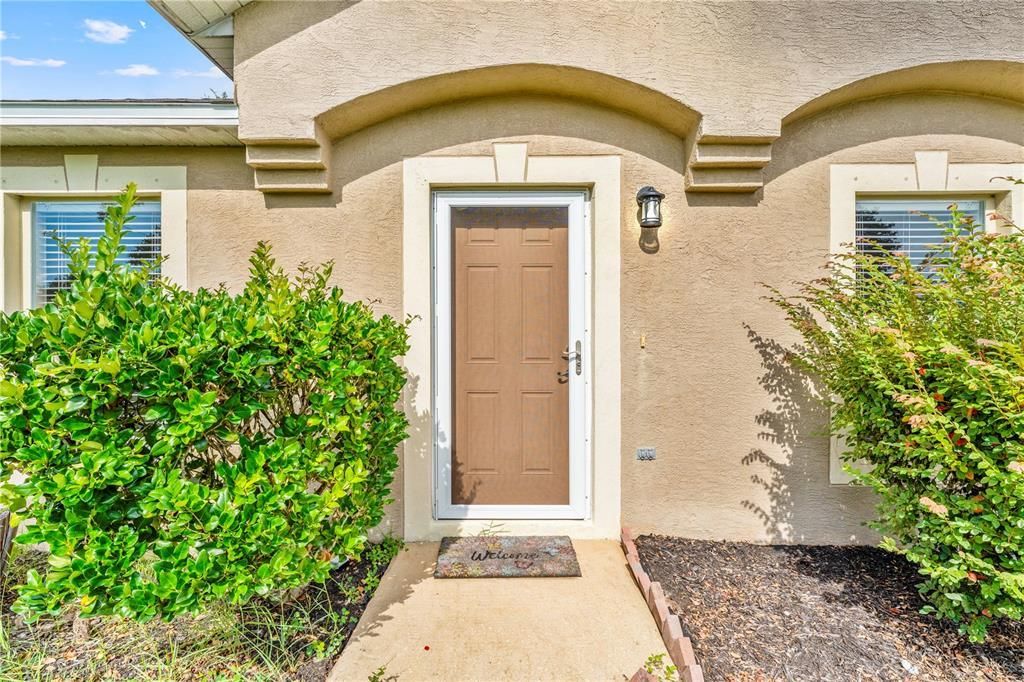 Active With Contract: $299,999 (3 beds, 2 baths, 1367 Square Feet)