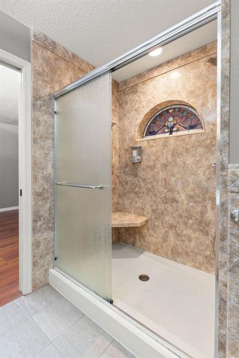 Active With Contract: $447,500 (3 beds, 2 baths, 2471 Square Feet)