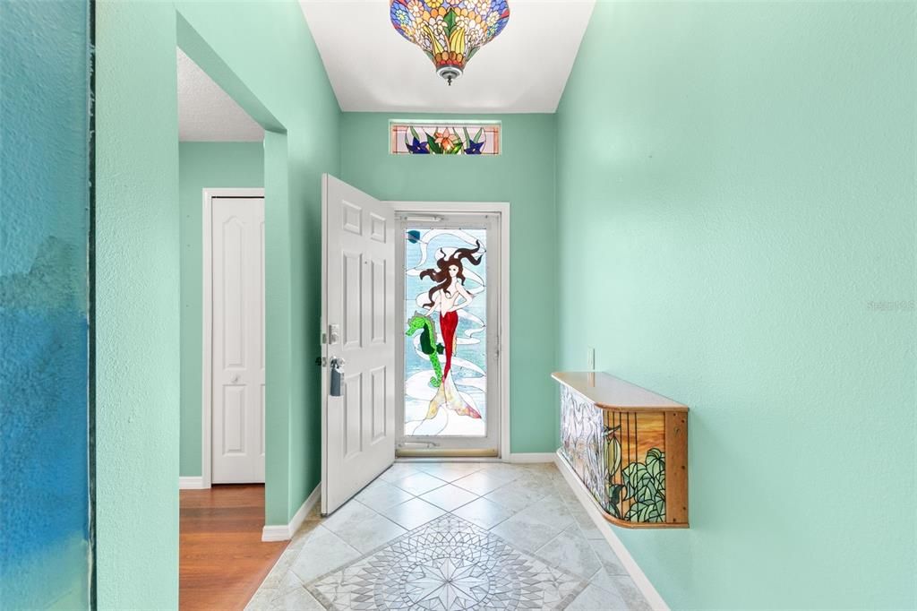 Active With Contract: $447,500 (3 beds, 2 baths, 2471 Square Feet)