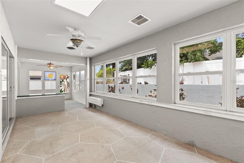 Active With Contract: $447,500 (3 beds, 2 baths, 2471 Square Feet)