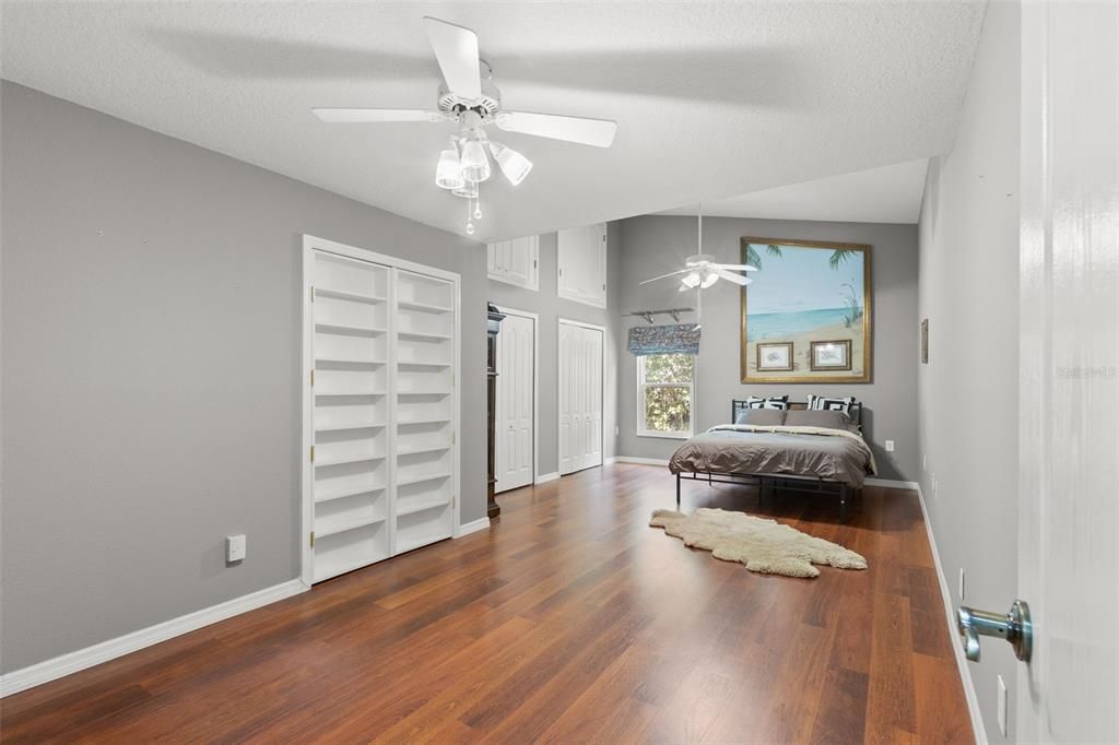 Active With Contract: $447,500 (3 beds, 2 baths, 2471 Square Feet)