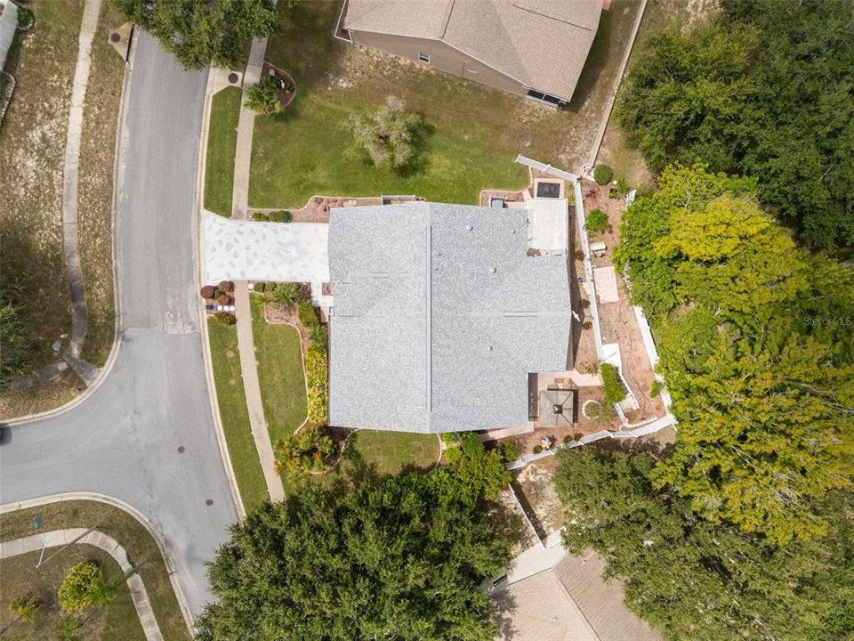 Active With Contract: $447,500 (3 beds, 2 baths, 2471 Square Feet)