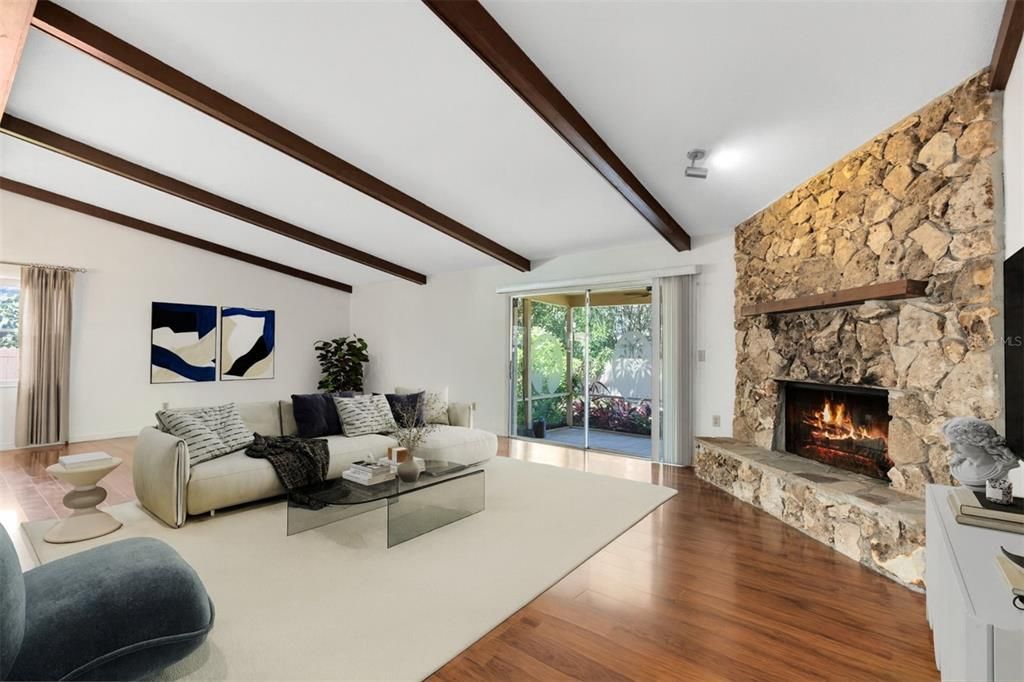 Active With Contract: $299,900 (3 beds, 2 baths, 1671 Square Feet)