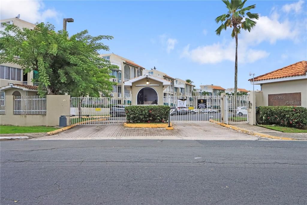 Recently Sold: $229,000 (3 beds, 2 baths, 1356 Square Feet)