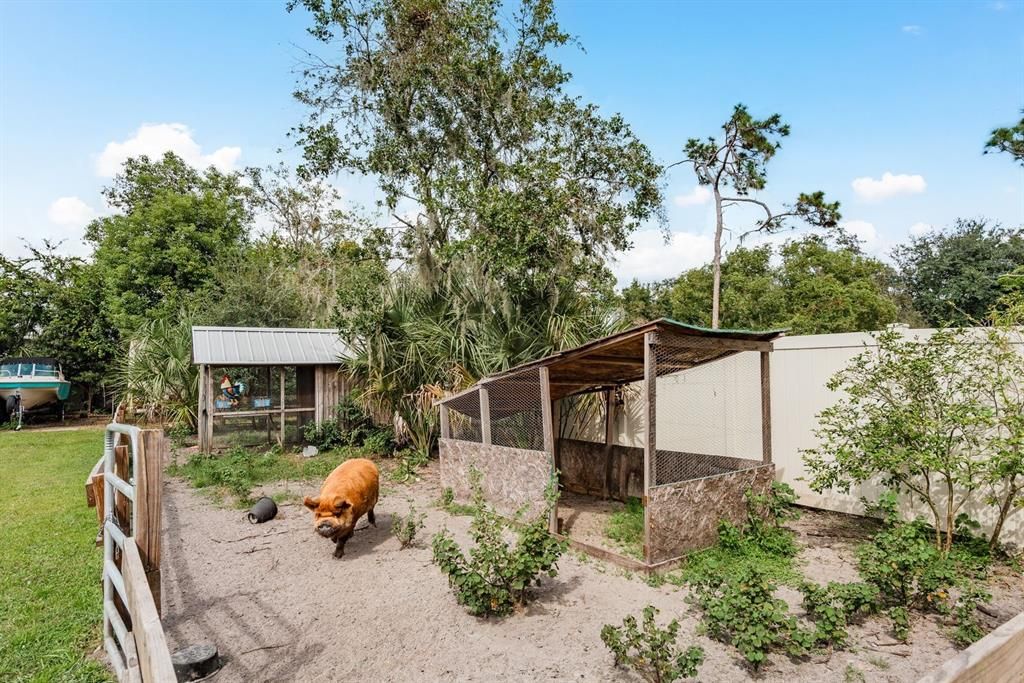 合同活跃: $429,900 (3 贝兹, 2 浴室, 1858 平方英尺)