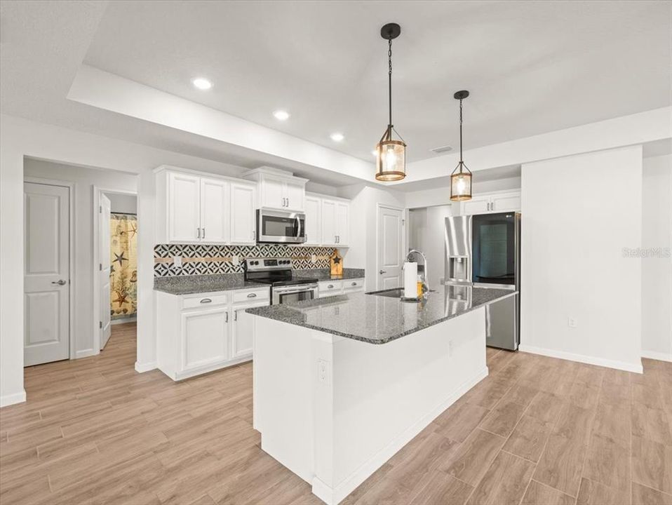 Active With Contract: $369,900 (4 beds, 2 baths, 1848 Square Feet)