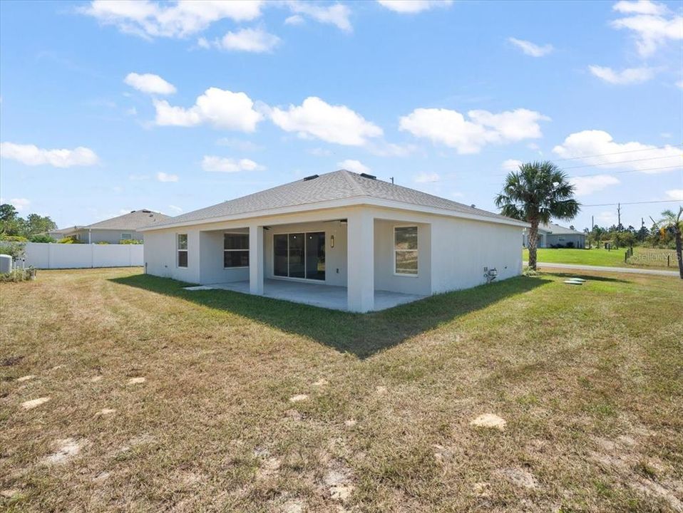 Active With Contract: $369,900 (4 beds, 2 baths, 1848 Square Feet)