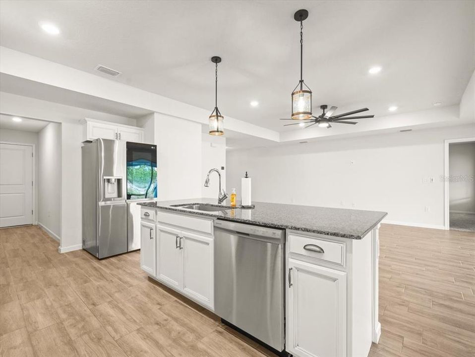 Active With Contract: $369,900 (4 beds, 2 baths, 1848 Square Feet)