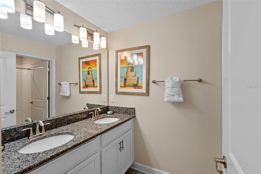 Active With Contract: $375,000 (4 beds, 3 baths, 1902 Square Feet)