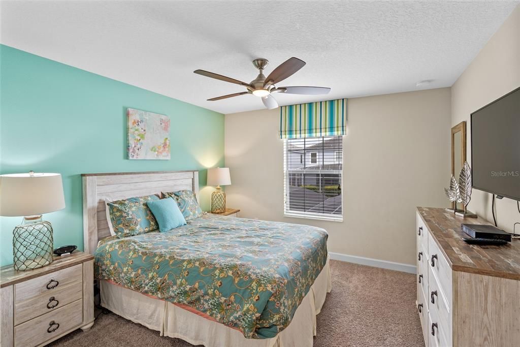 Active With Contract: $375,000 (4 beds, 3 baths, 1902 Square Feet)