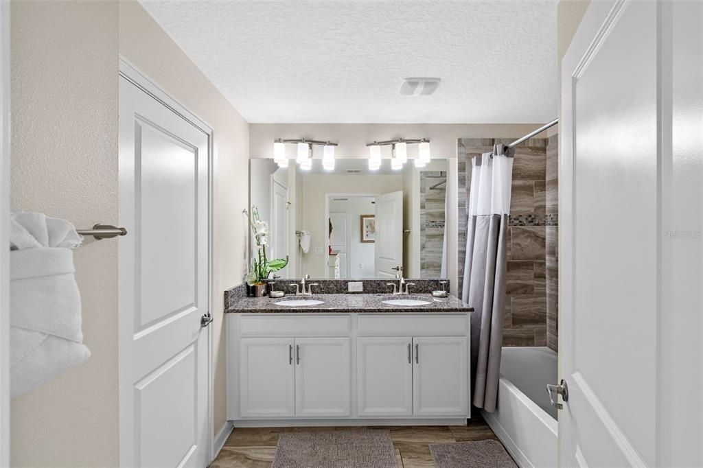 Active With Contract: $375,000 (4 beds, 3 baths, 1902 Square Feet)