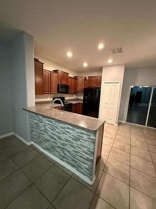 For Sale: $249,500 (3 beds, 2 baths, 1668 Square Feet)