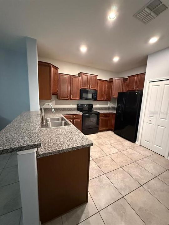 For Sale: $249,500 (3 beds, 2 baths, 1668 Square Feet)
