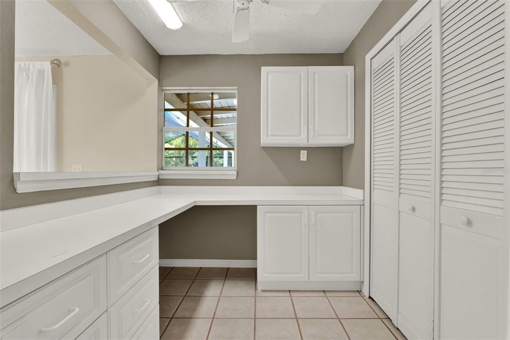 Active With Contract: $650,000 (5 beds, 3 baths, 3309 Square Feet)