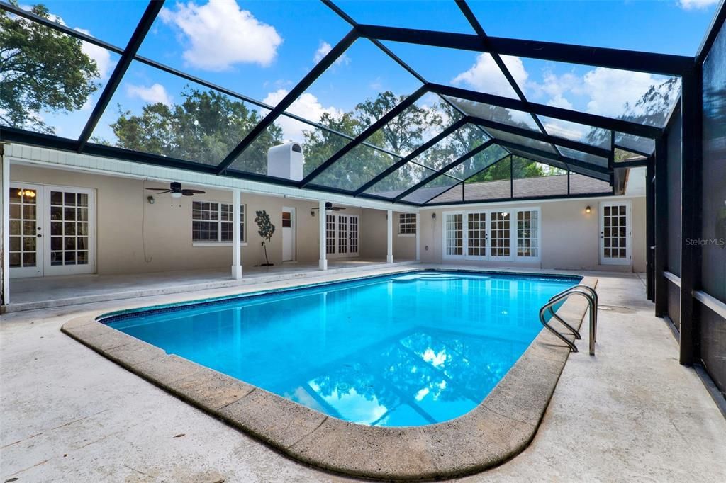 Active With Contract: $650,000 (5 beds, 3 baths, 3309 Square Feet)