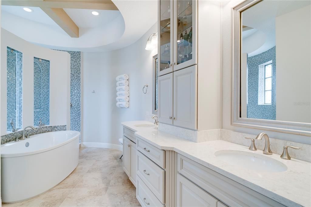 For Sale: $1,200,000 (4 beds, 4 baths, 3624 Square Feet)