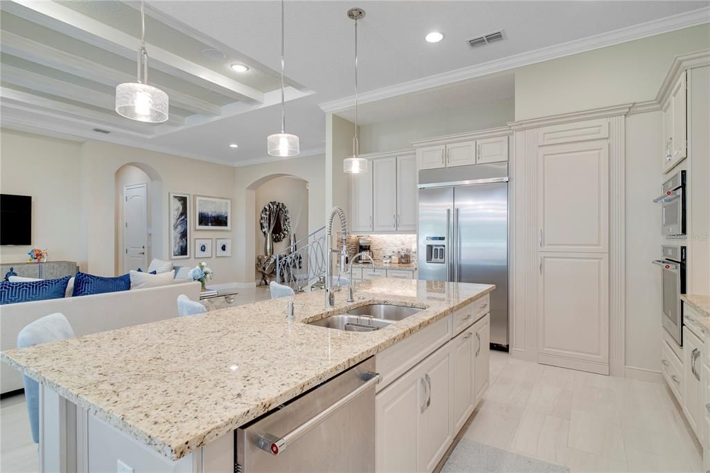 For Sale: $1,200,000 (4 beds, 4 baths, 3624 Square Feet)