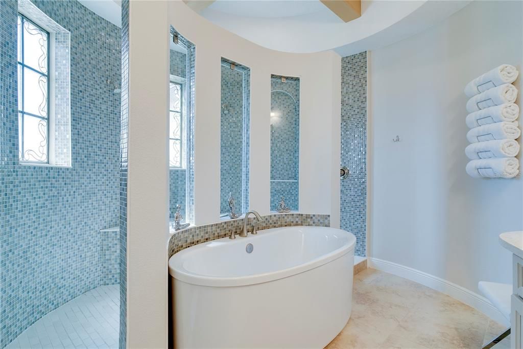 For Sale: $1,200,000 (4 beds, 4 baths, 3624 Square Feet)