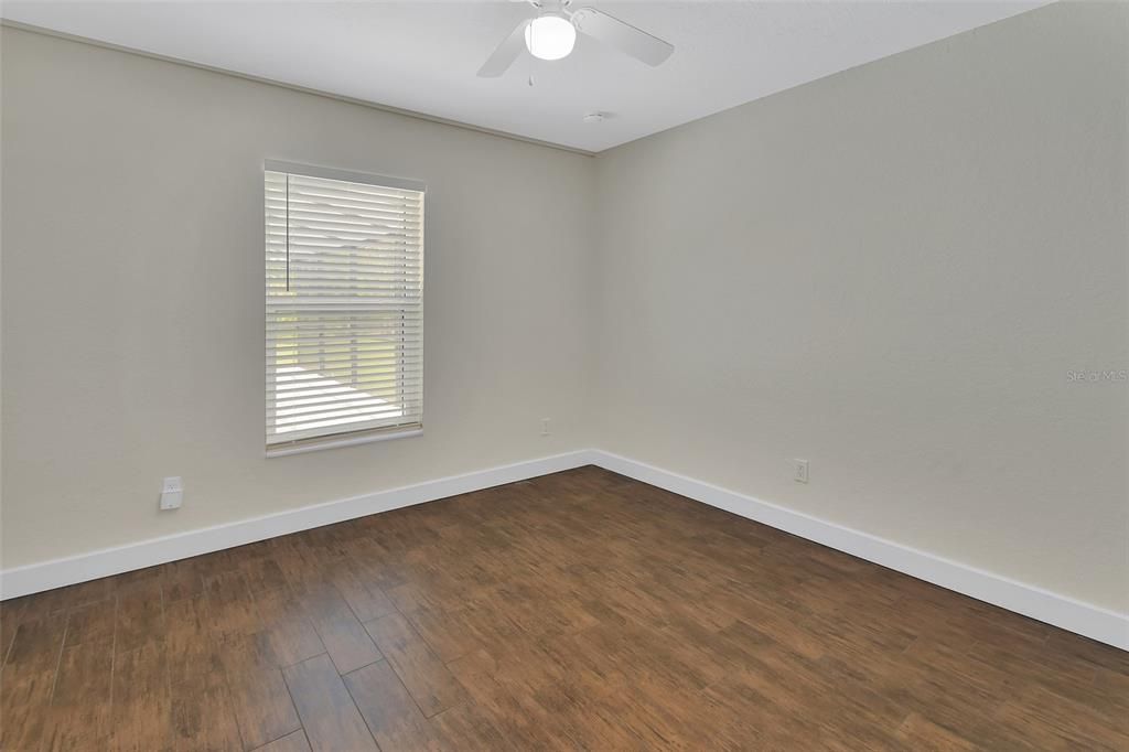 Active With Contract: $439,900 (3 beds, 2 baths, 1674 Square Feet)