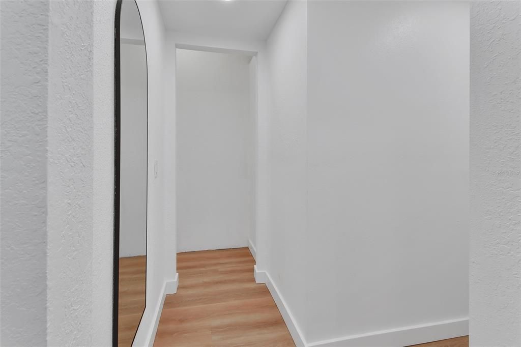 Active With Contract: $439,900 (3 beds, 2 baths, 1674 Square Feet)