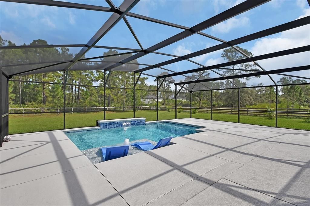 Active With Contract: $439,900 (3 beds, 2 baths, 1674 Square Feet)