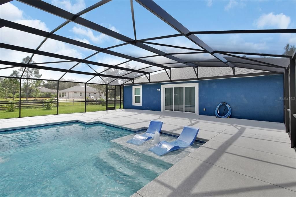 Active With Contract: $439,900 (3 beds, 2 baths, 1674 Square Feet)