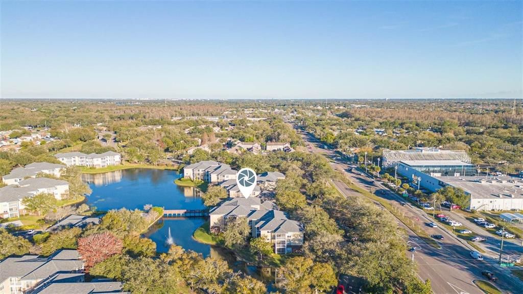 合同活跃: $139,900 (1 贝兹, 1 浴室, 738 平方英尺)