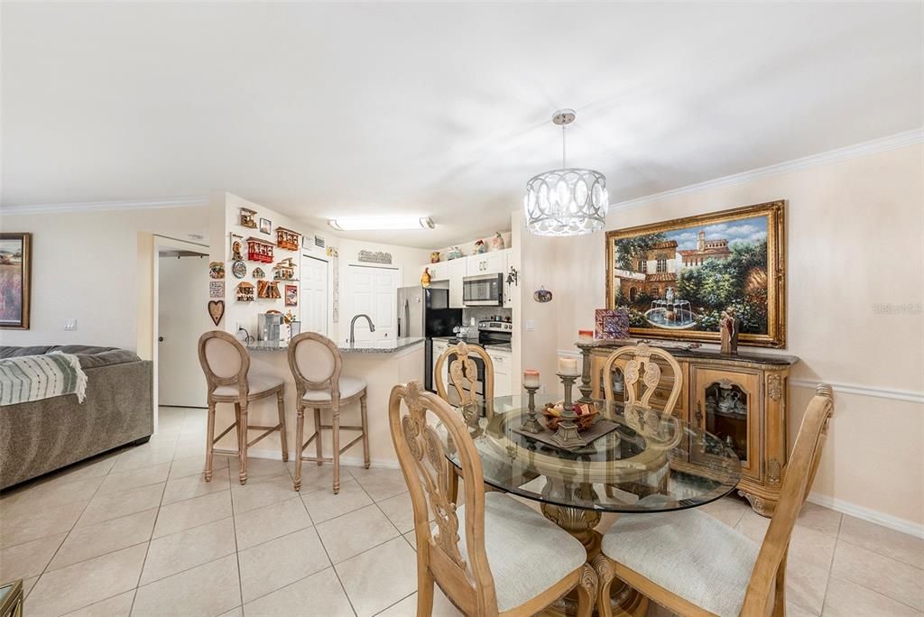 Activo con contrato: $259,000 (2 camas, 2 baños, 1107 Pies cuadrados)