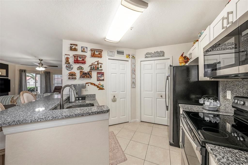 Activo con contrato: $259,000 (2 camas, 2 baños, 1107 Pies cuadrados)