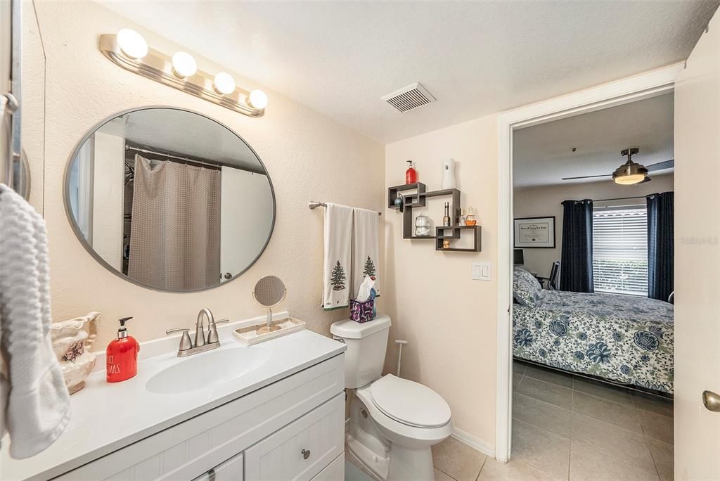 Activo con contrato: $259,000 (2 camas, 2 baños, 1107 Pies cuadrados)