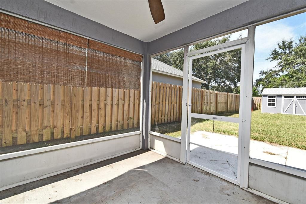 Active With Contract: $324,900 (3 beds, 2 baths, 1610 Square Feet)