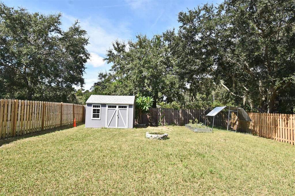 Active With Contract: $324,900 (3 beds, 2 baths, 1610 Square Feet)