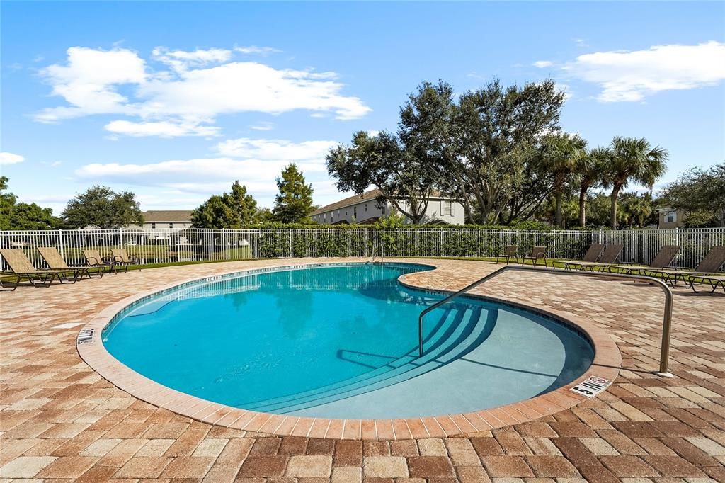 Active With Contract: $269,000 (3 beds, 2 baths, 1343 Square Feet)