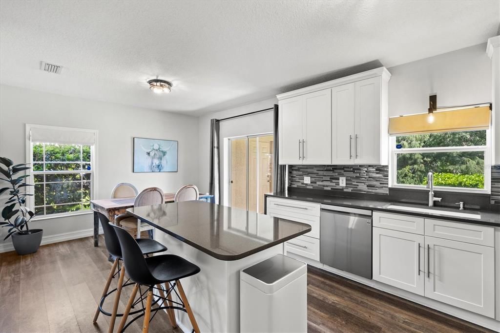 Active With Contract: $269,000 (3 beds, 2 baths, 1343 Square Feet)