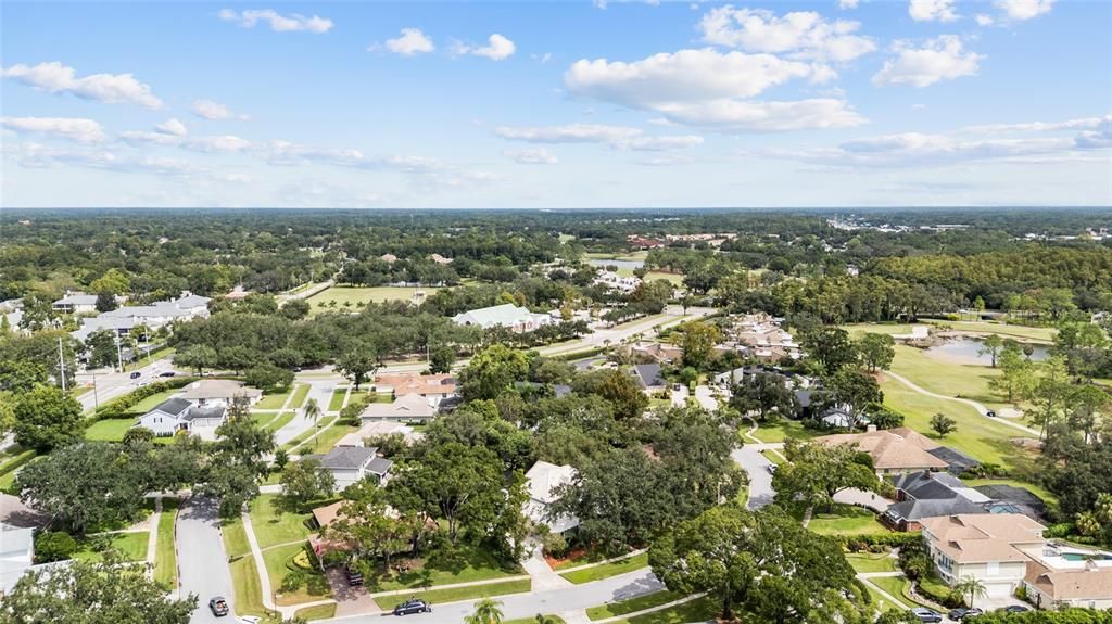 合同活跃: $924,000 (4 贝兹, 3 浴室, 3698 平方英尺)