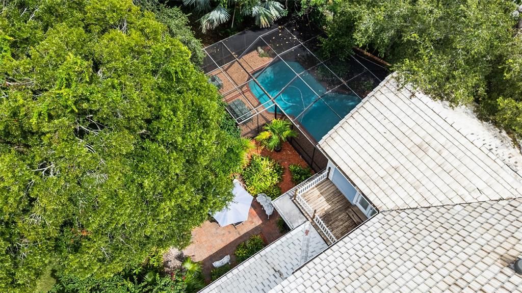 合同活跃: $924,000 (4 贝兹, 3 浴室, 3698 平方英尺)