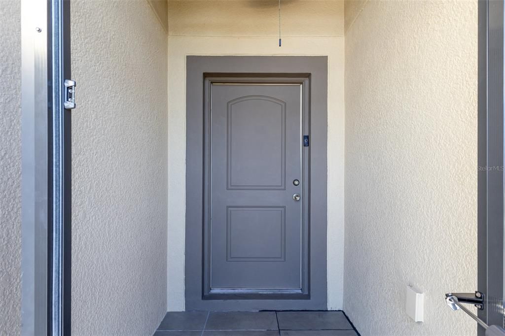 For Sale: $324,900 (5 beds, 3 baths, 1954 Square Feet)